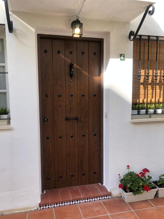 Hébergement de vacances El Cortijuelo. Magnificent Triplex Terraced House With Rooftop Of 18m2, Overlooking The Sea. Parking