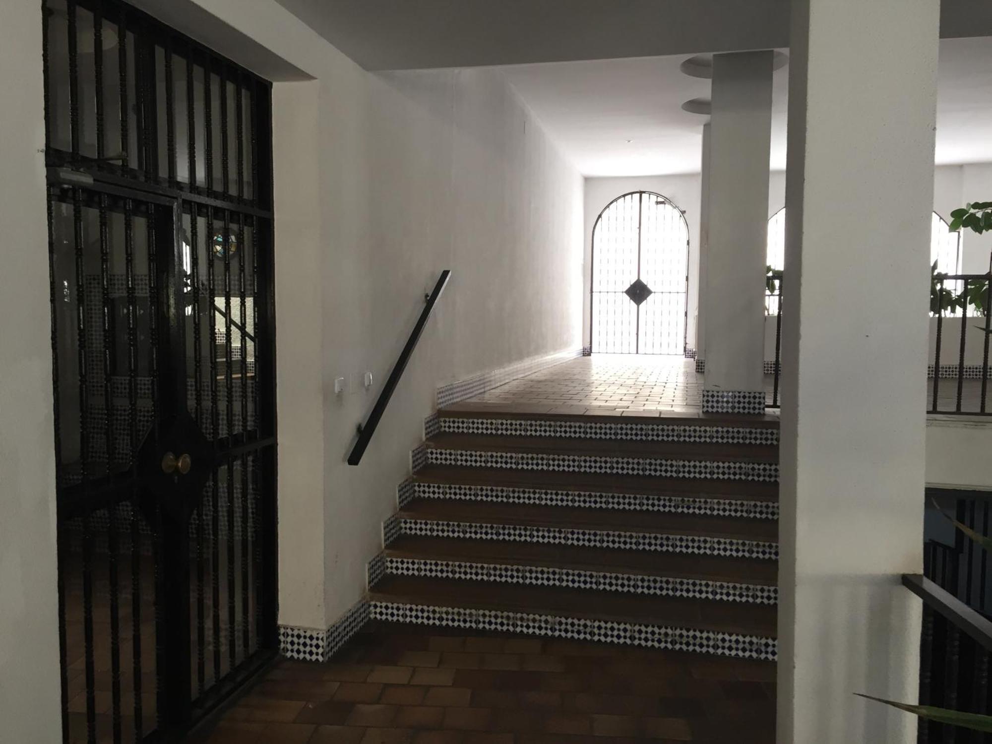 El Cortijuelo. Magnificent Triplex Terraced House With Rooftop Of 18m2, Overlooking The Sea. Parking Ferienhaus *
