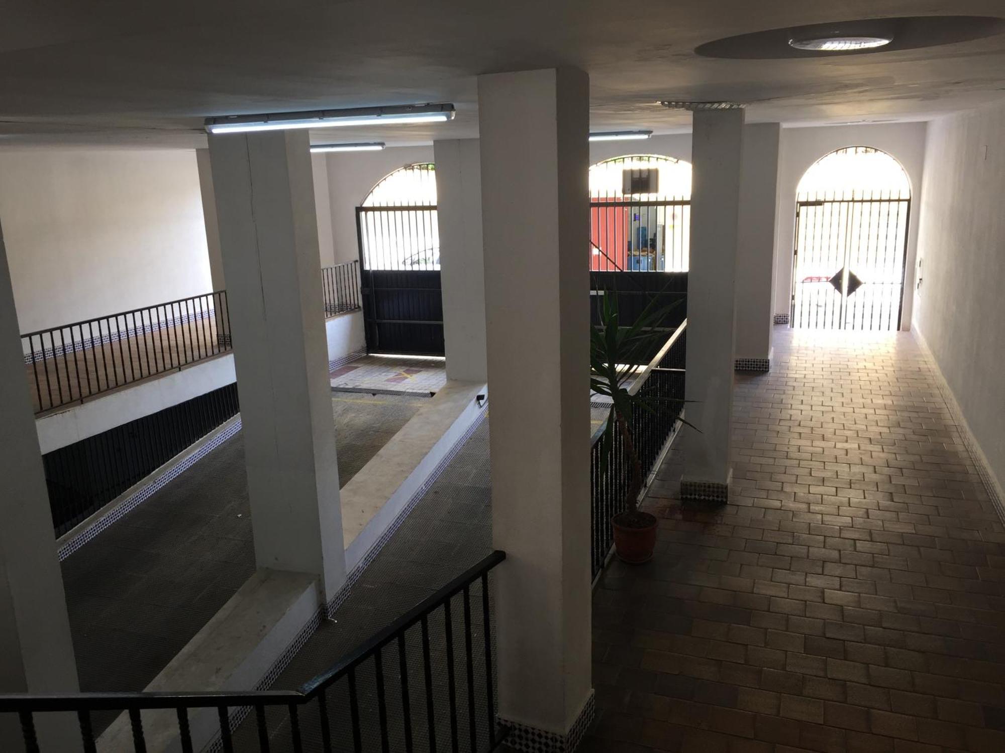 Dom wakacyjny El Cortijuelo. Magnificent Triplex Terraced House With Rooftop Of 18m2, Overlooking The Sea. Parking *